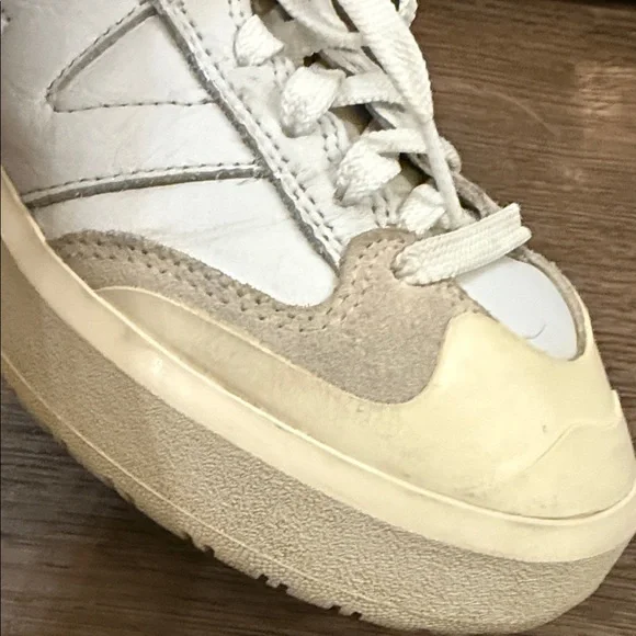 New Balance CT302 White Blue Reflection Size Woman’s 7 Men’s 5.5 - Picture 2 of 9